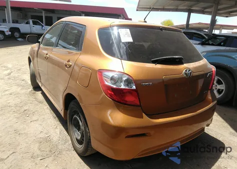 2009 Toyota Corolla Matrix S z USA, uszkodzony, nr VIN 2T1LE40E69C005921